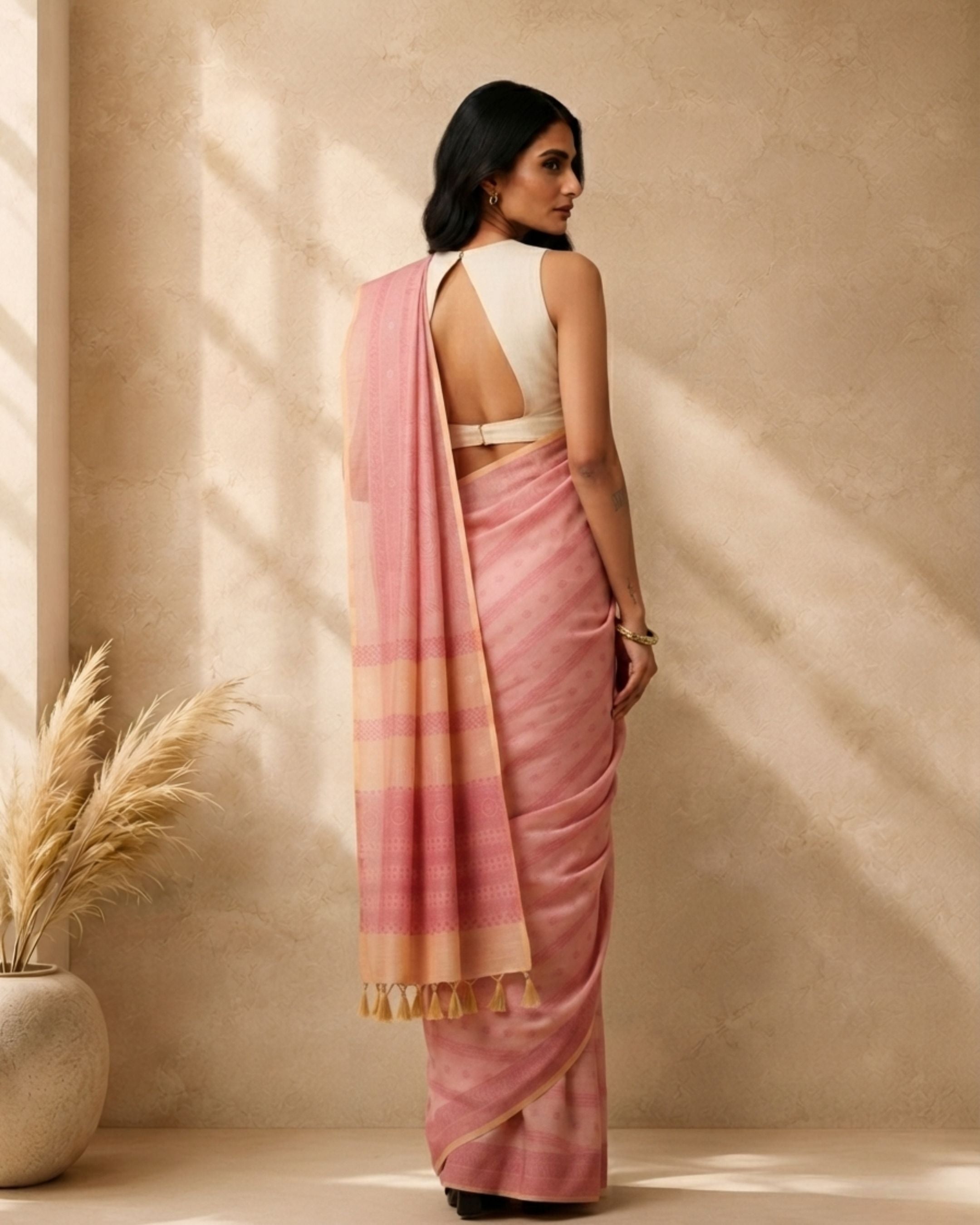 Pink Cotton Blend Ethnic Woven Design Saree with Woven Design